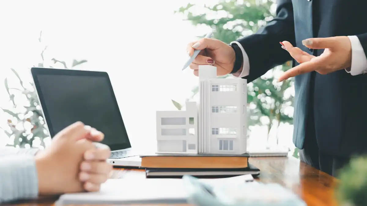 Buy property from agent vs developer